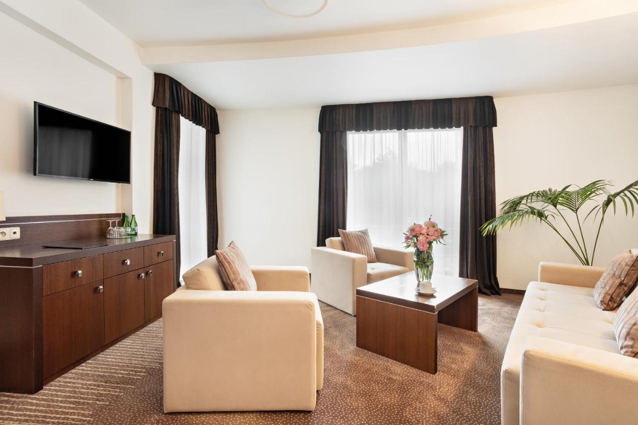 אוסטראון Hotel Olympic Spa & Wellness חדר תמונה