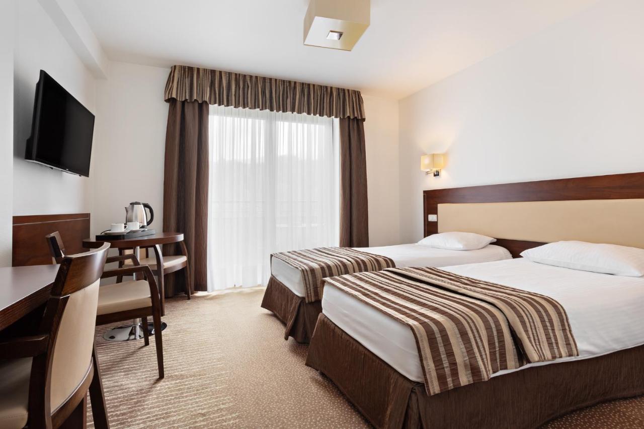 אוסטראון Hotel Olympic Spa & Wellness חדר תמונה