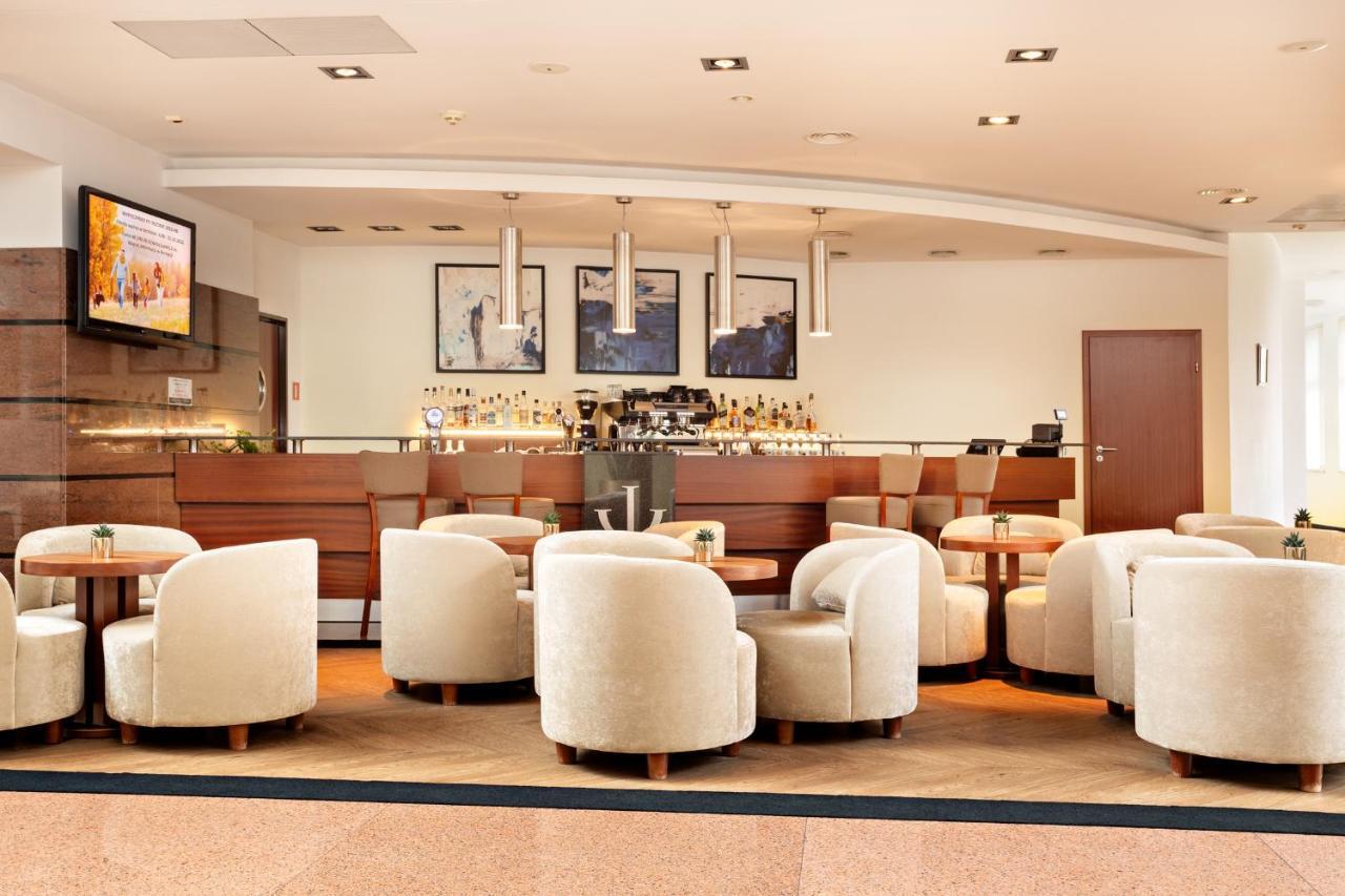 אוסטראון Hotel Olympic Spa & Wellness מראה חיצוני תמונה